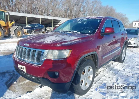 2012 Jeep Grand Cherokee Laredo z USA, uszkodzony, nr VIN 1C4RJFAG3CC144129